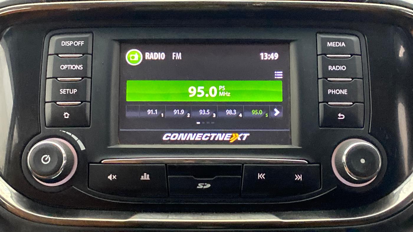 2017 Tata Hexa Varicor 400 XTA, Diesel, Automatic, 59,257 km, Infotainment System