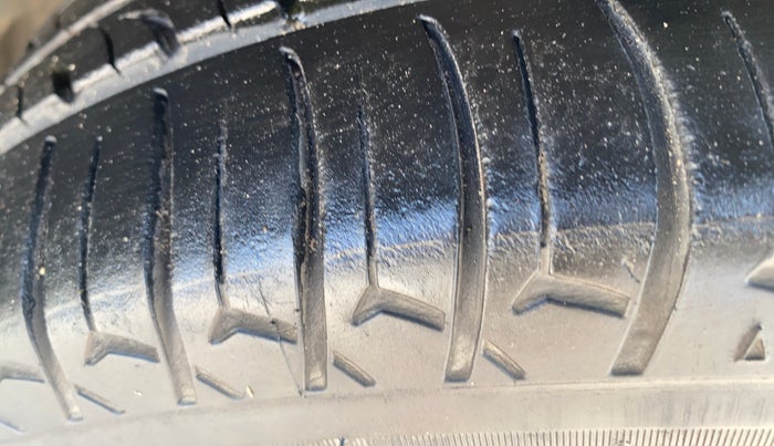 2022 Honda Amaze 1.2L I-VTEC S CVT, Petrol, Automatic, 61,707 km, Right Front Tyre Tread