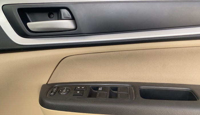 2022 Honda Amaze 1.2L I-VTEC S CVT, Petrol, Automatic, 61,707 km, Driver Side Door Panels Control