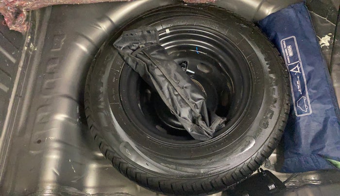 2019 Renault Kwid CLIMBER 1.0, Petrol, Manual, 52,511 km, Spare Tyre