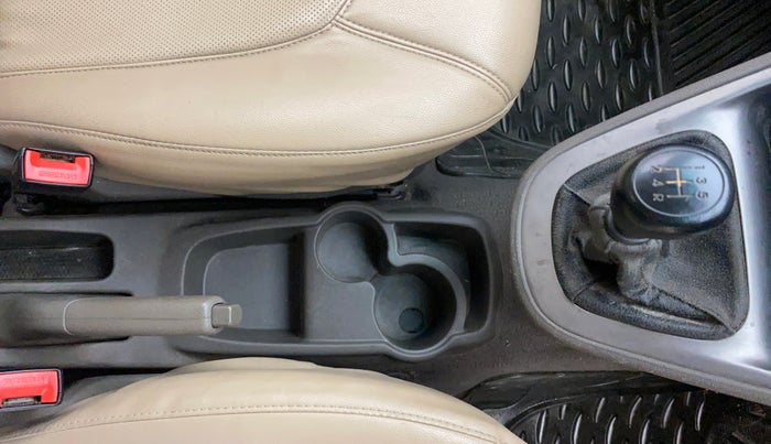 2013 Hyundai i10 ERA 1.1, Petrol, Manual, 65,984 km, Gear Lever