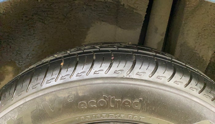 2018 Maruti Ciaz SIGMA 1.5 SHVS MT  PETROL, Petrol, Manual, 1,08,195 km, Left Rear Tyre Tread