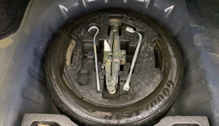 2018 Maruti Ciaz SIGMA 1.5 SHVS MT  PETROL, Petrol, Manual, 1,08,195 km, Spare Tyre