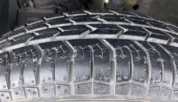 2015 Maruti Swift Dzire VDI ABS, Diesel, Manual, 17,558 km, Left Front Tyre Tread