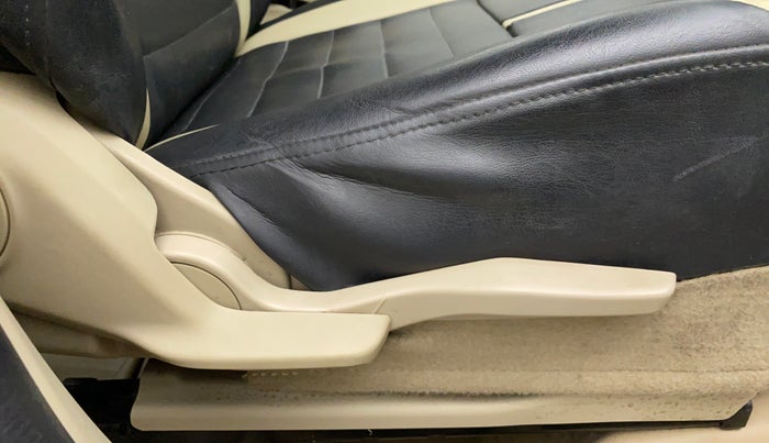2020 Maruti Dzire VXI, Petrol, Manual, 12,461 km, Driver Side Adjustment Panel