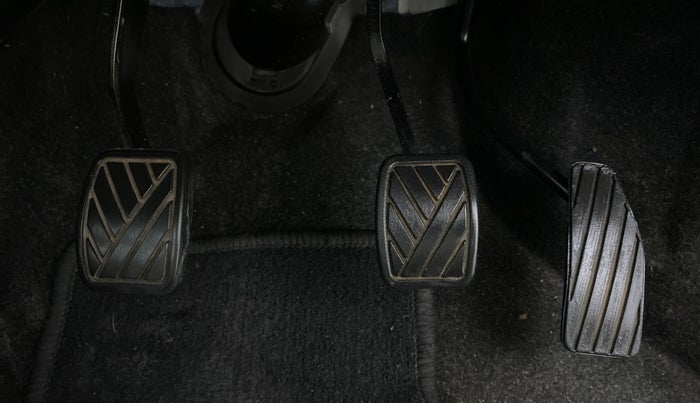 2018 Maruti Wagon R 1.0 VXI, Petrol, Manual, 8,714 km, Pedals
