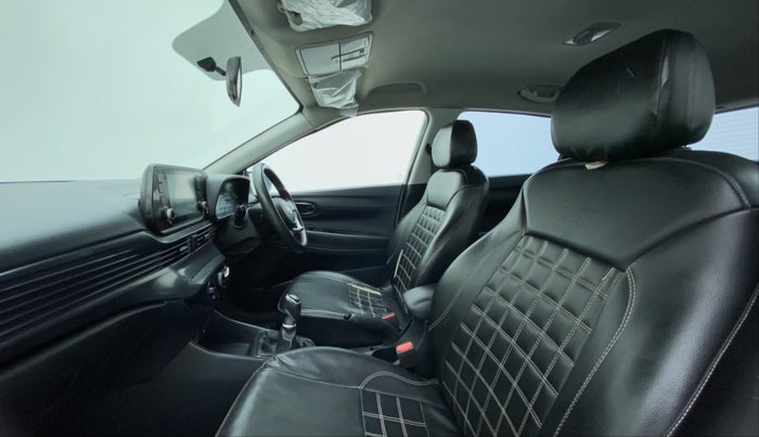 2020 Hyundai NEW I20 SPORTZ 1.5 MT, Diesel, Manual, 58,892 km, Right Side Front Door Cabin