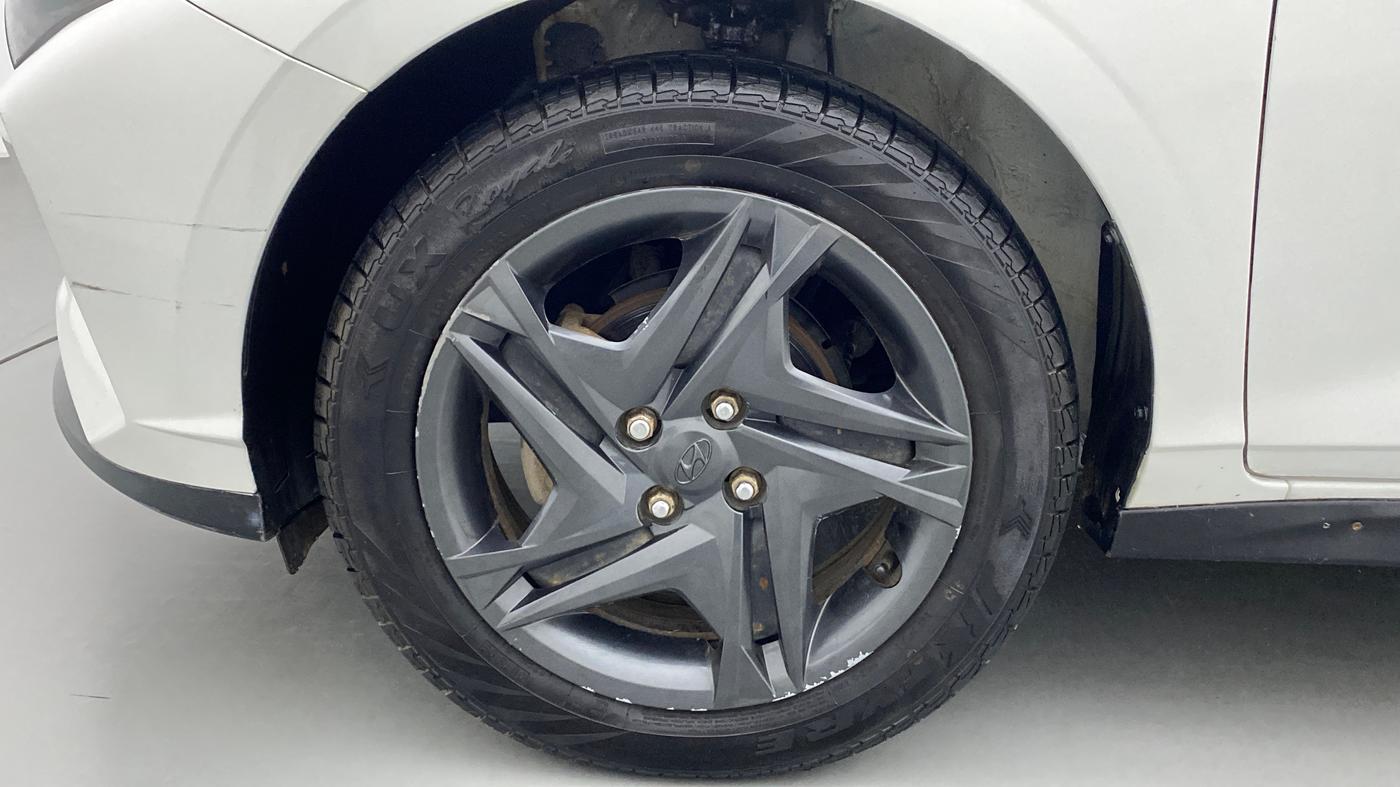 2020 Hyundai NEW I20 SPORTZ 1.5 MT, Diesel, Manual, 58,892 km, Left Front Wheel