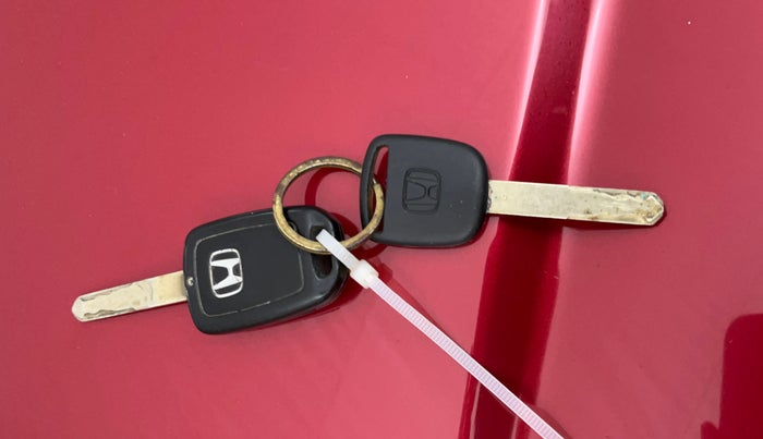 2018 Honda WR-V 1.2L I-VTEC VX MT, Petrol, Manual, 71,471 km, Key Close Up