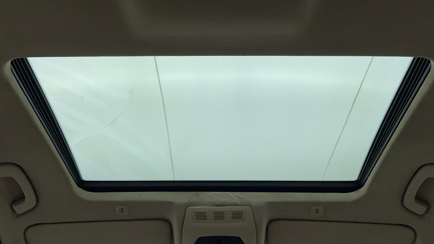 2013 BMW 5 Series 520D 2.0, Diesel, Automatic, 95,714 km, Moonroof/ Sunroof