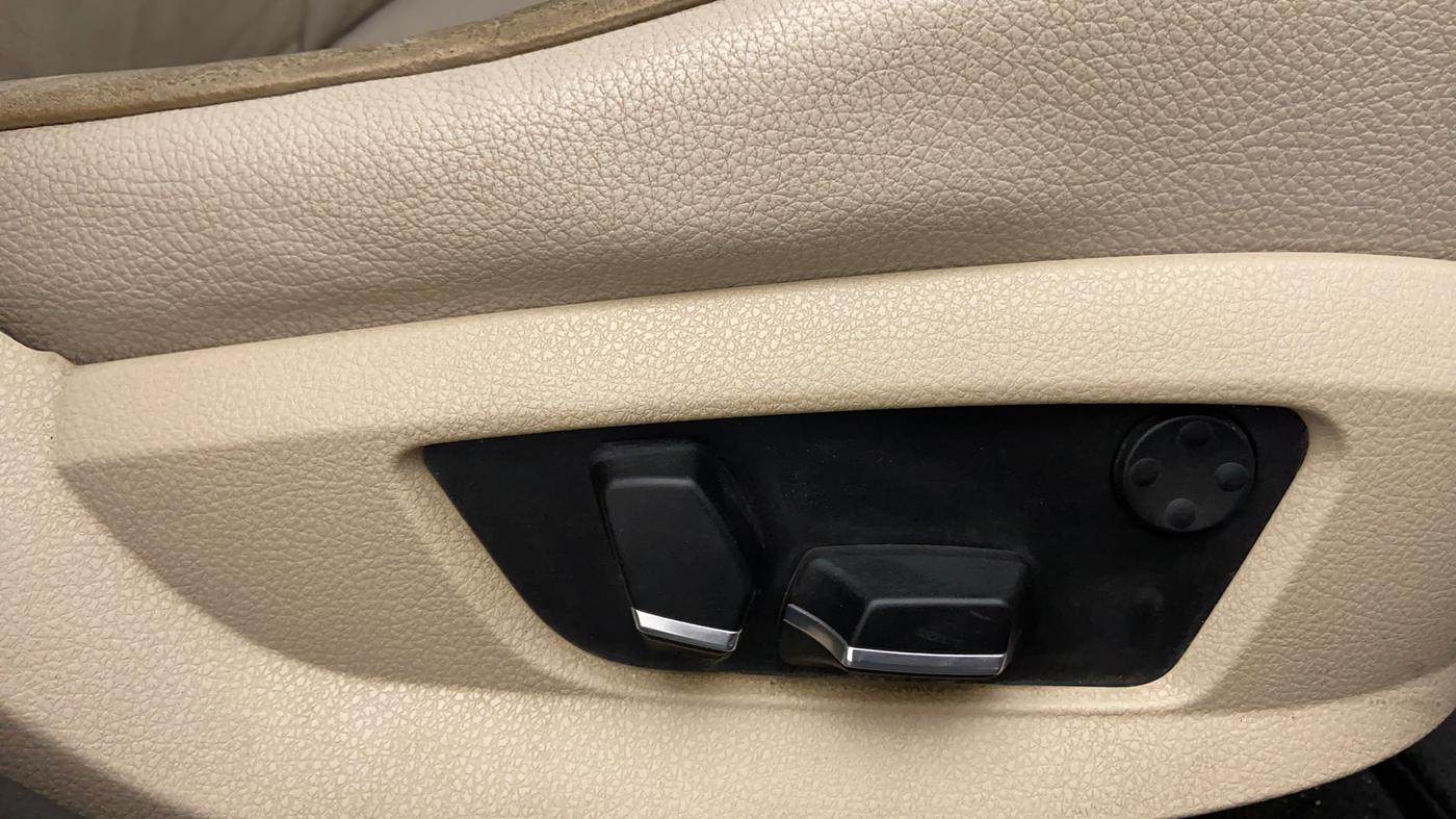 2013 BMW 5 Series 520D 2.0, Diesel, Automatic, 95,714 km, Driver Side Adjustment Panel