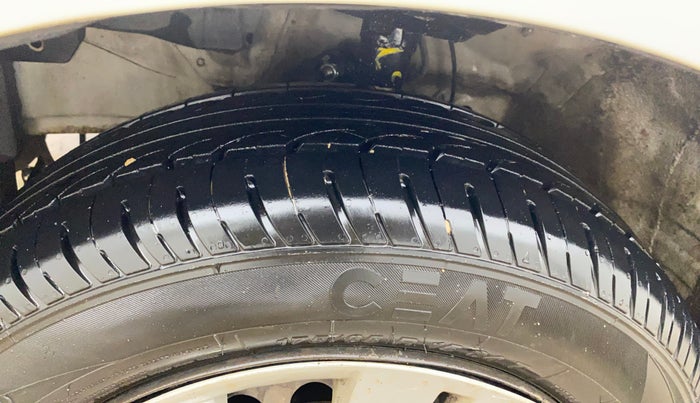 2016 Honda Jazz 1.5L I-DTEC S, Diesel, Manual, 85,352 km, Left Front Tyre Tread