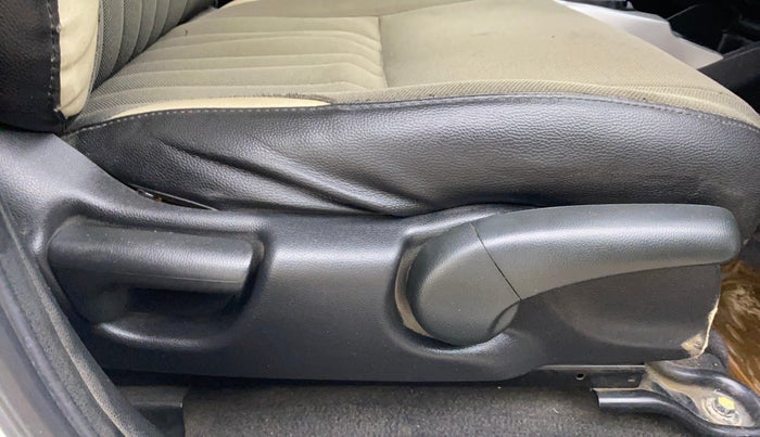 2016 Honda Jazz 1.5L I-DTEC S, Diesel, Manual, 85,352 km, Driver Side Adjustment Panel