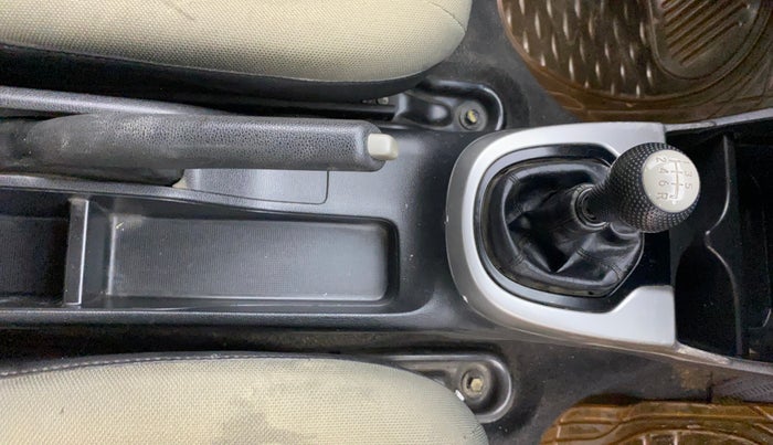 2016 Honda Jazz 1.5L I-DTEC S, Diesel, Manual, 85,352 km, Gear Lever