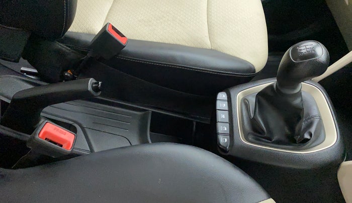 2019 Hyundai NEW SANTRO 1.1 MAGNA MT, Petrol, Manual, 9,137 km, Gear Lever