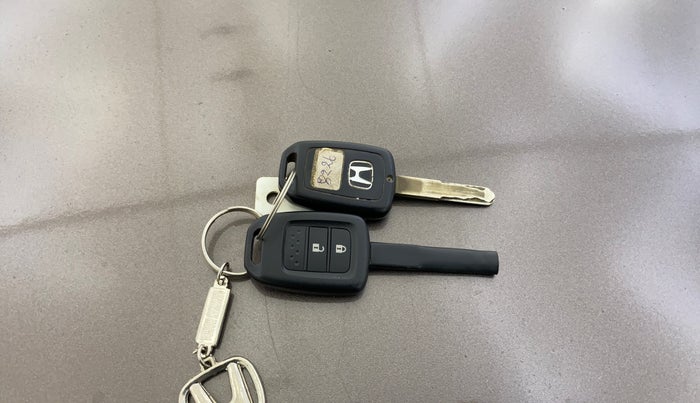 2016 Honda City 1.5L I-VTEC V MT, Petrol, Manual, 73,550 km, Key Close Up