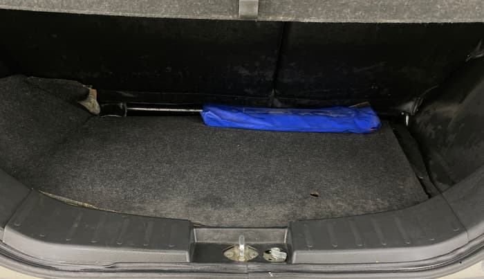 2015 Maruti Wagon R 1.0 VXI, Petrol, Manual, 48,261 km, Boot Inside