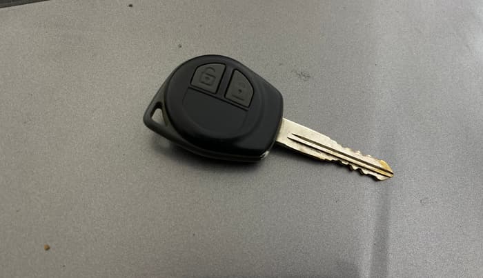 2015 Maruti Wagon R 1.0 VXI, Petrol, Manual, 48,261 km, Key Close Up