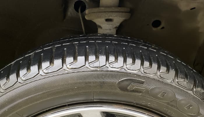 2015 Maruti Wagon R 1.0 VXI, Petrol, Manual, 48,261 km, Right Front Tyre Tread