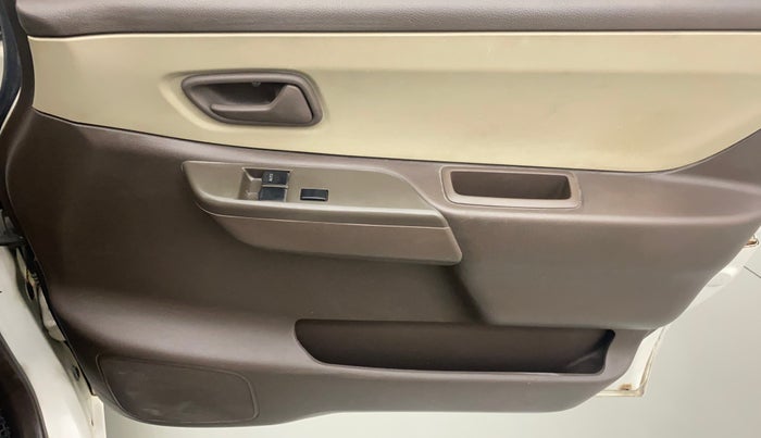 2012 Maruti Zen Estilo LXI CNG, CNG, Manual, 1,03,141 km, Driver Side Door Panels Control
