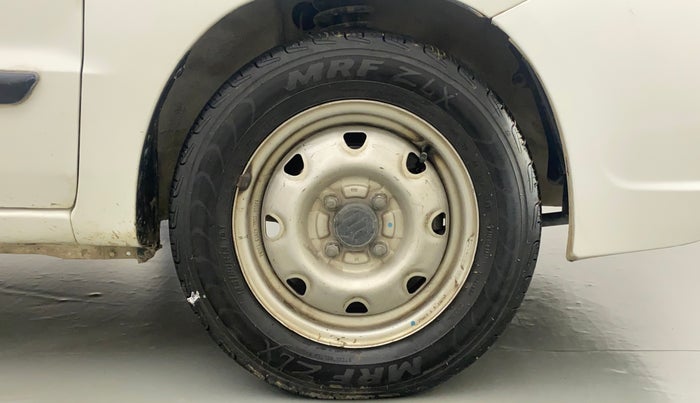 2012 Maruti Zen Estilo LXI CNG, CNG, Manual, 1,03,141 km, Right Front Wheel