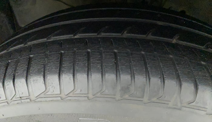 2017 Honda City 1.5L I-VTEC V MT, Petrol, Manual, 32,762 km, Left Front Tyre Tread