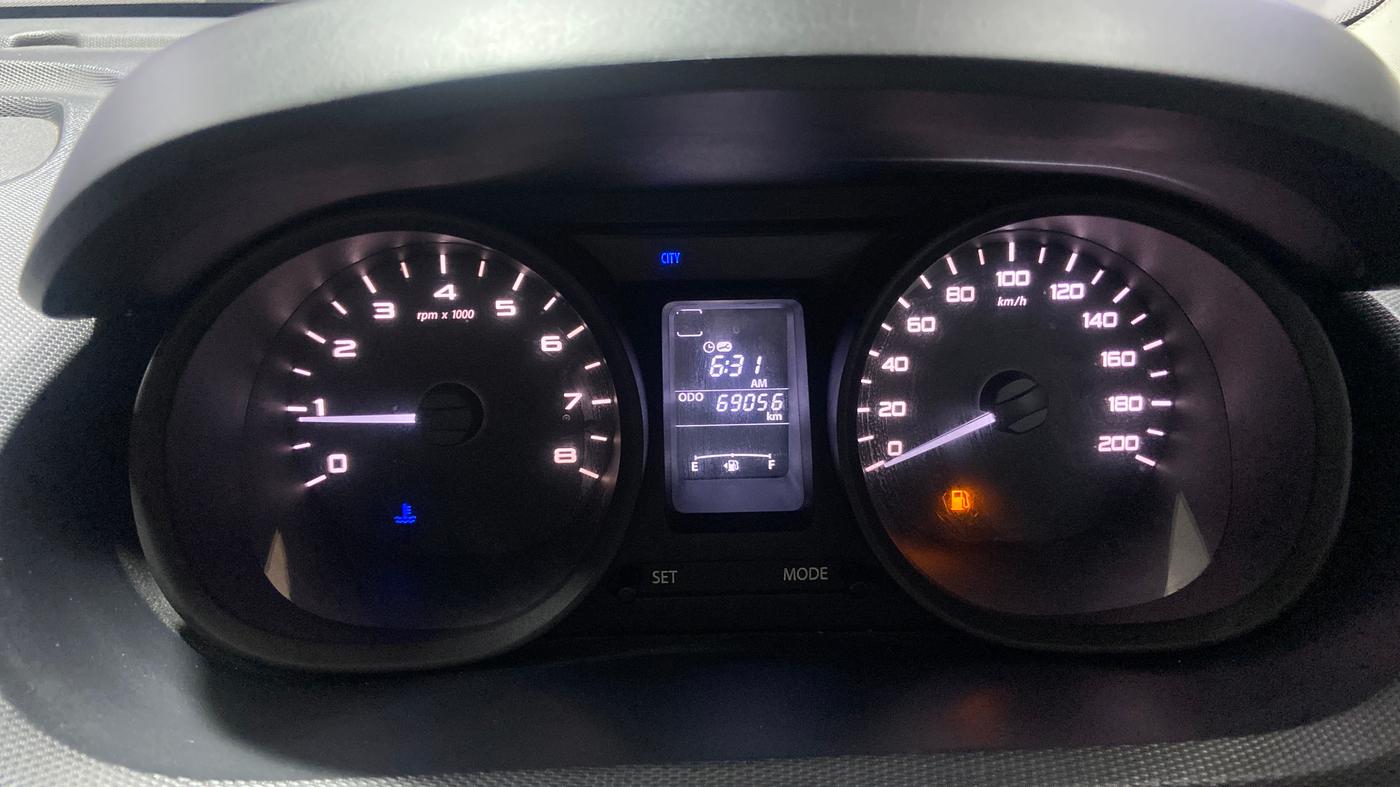 2018 Tata Tiago XT PETROL, Petrol, Manual, 69,042 km, Odometer Image
