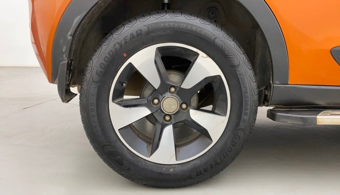 2018 Tata NEXON XZA PLUS PETROL, Petrol, Automatic, 70,030 km, Right Rear Wheel