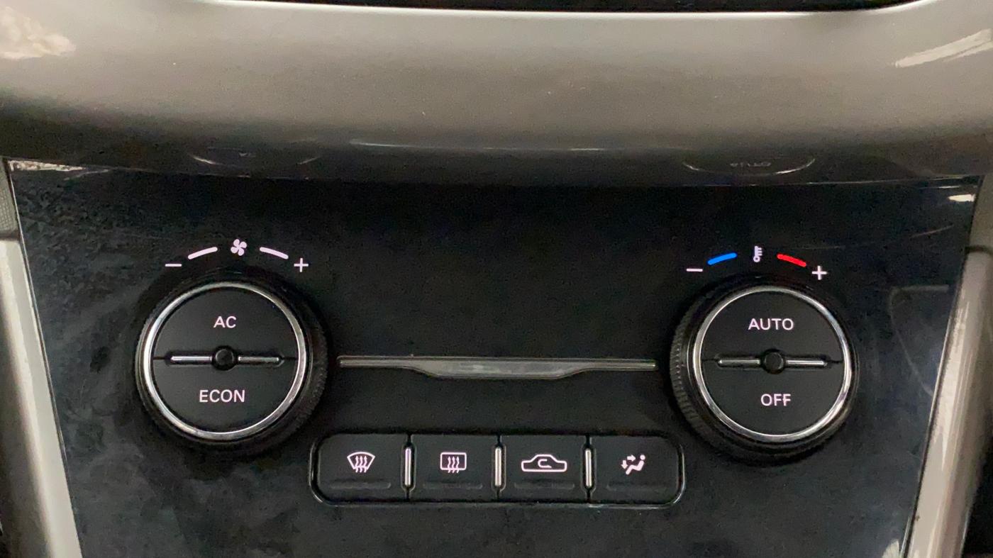 2018 Tata NEXON XZA PLUS PETROL, Petrol, Automatic, 70,030 km, Automatic Climate Control