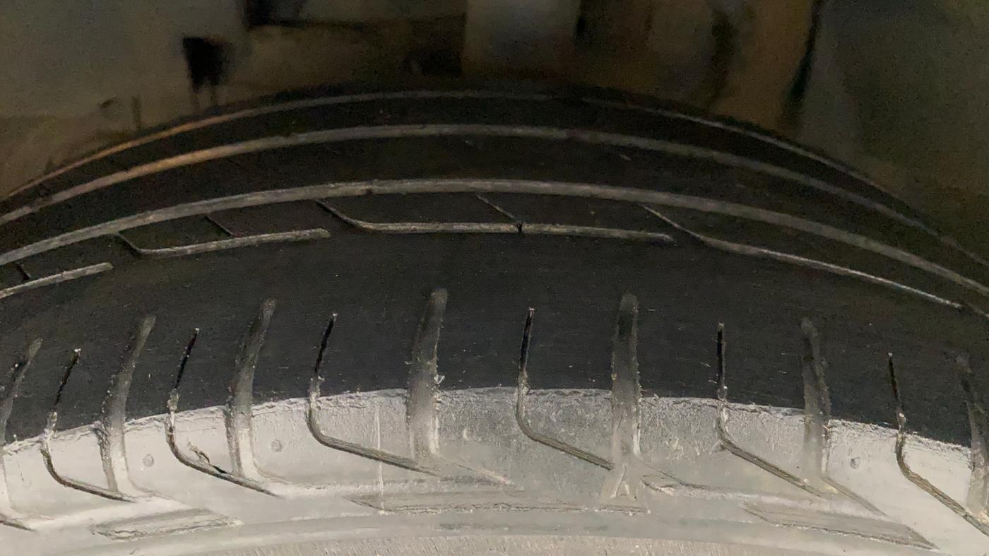 2018 Tata NEXON XZA PLUS PETROL, Petrol, Automatic, 70,030 km, Left Front Tyre Tread