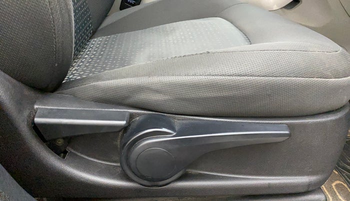 2018 Tata NEXON XZA PLUS PETROL, Petrol, Automatic, 70,030 km, Driver Side Adjustment Panel
