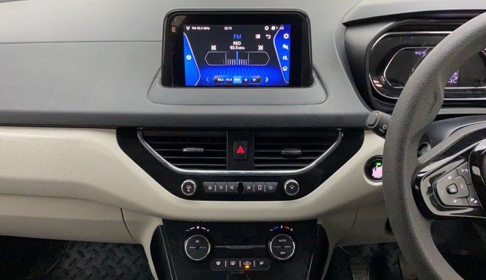 2020 Tata NEXON XZ PLUS PETROL, Petrol, Manual, 67,272 km, Air Conditioner