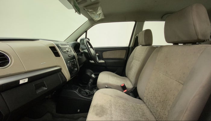 2014 Maruti Wagon R 1.0 VXI, Petrol, Manual, 65,240 km, Right Side Front Door Cabin