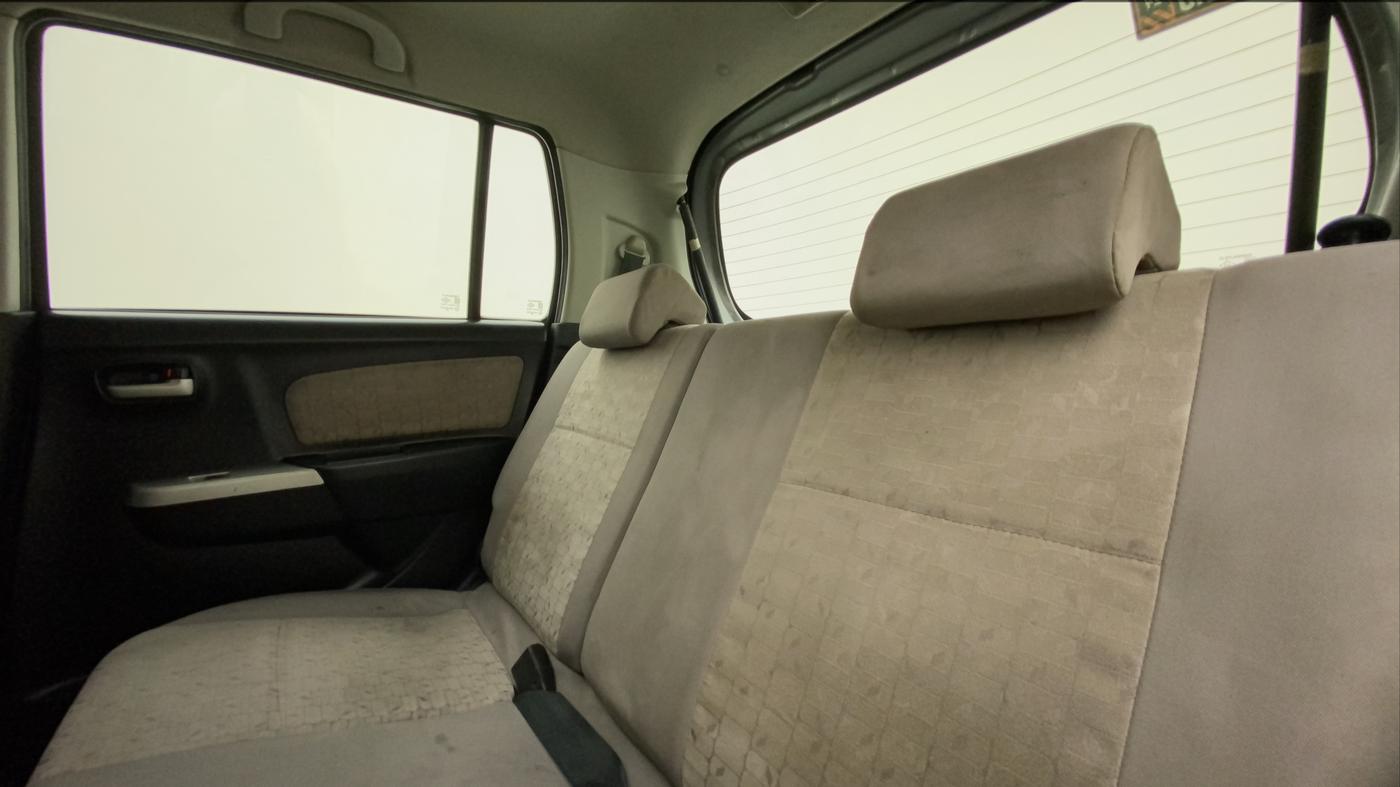 2014 Maruti Wagon R 1.0 VXI, Petrol, Manual, 65,240 km, Right Side Rear Door Cabin