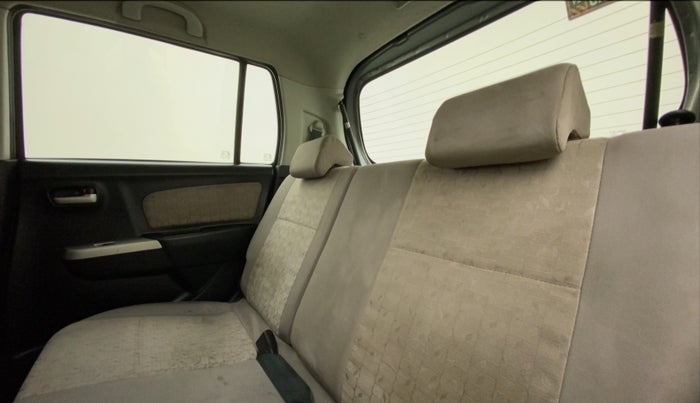 2014 Maruti Wagon R 1.0 VXI, Petrol, Manual, 65,240 km, Right Side Rear Door Cabin