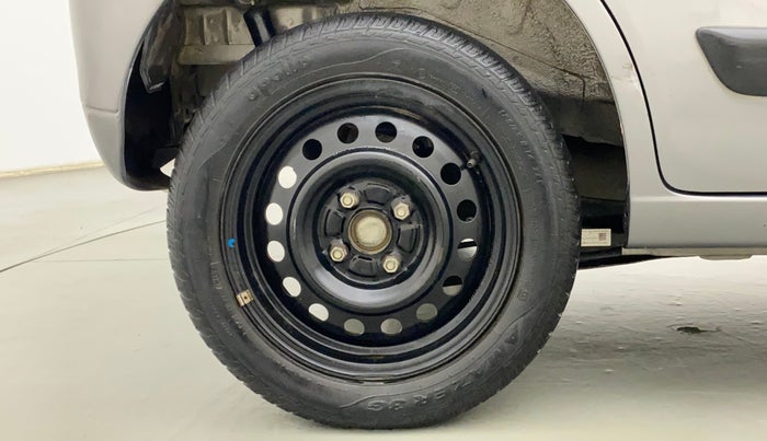 2014 Maruti Wagon R 1.0 VXI, Petrol, Manual, 65,240 km, Right Rear Wheel