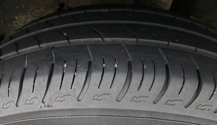 2021 Maruti Baleno SIGMA PETROL 1.2, Petrol, Manual, 30,786 km, Left Rear Tyre Tread