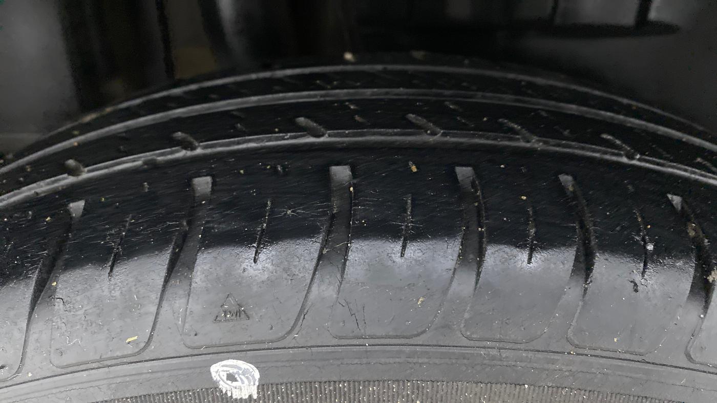 2018 Maruti Dzire VXI, Petrol, Manual, 66,475 km, Right Rear Tyre Tread