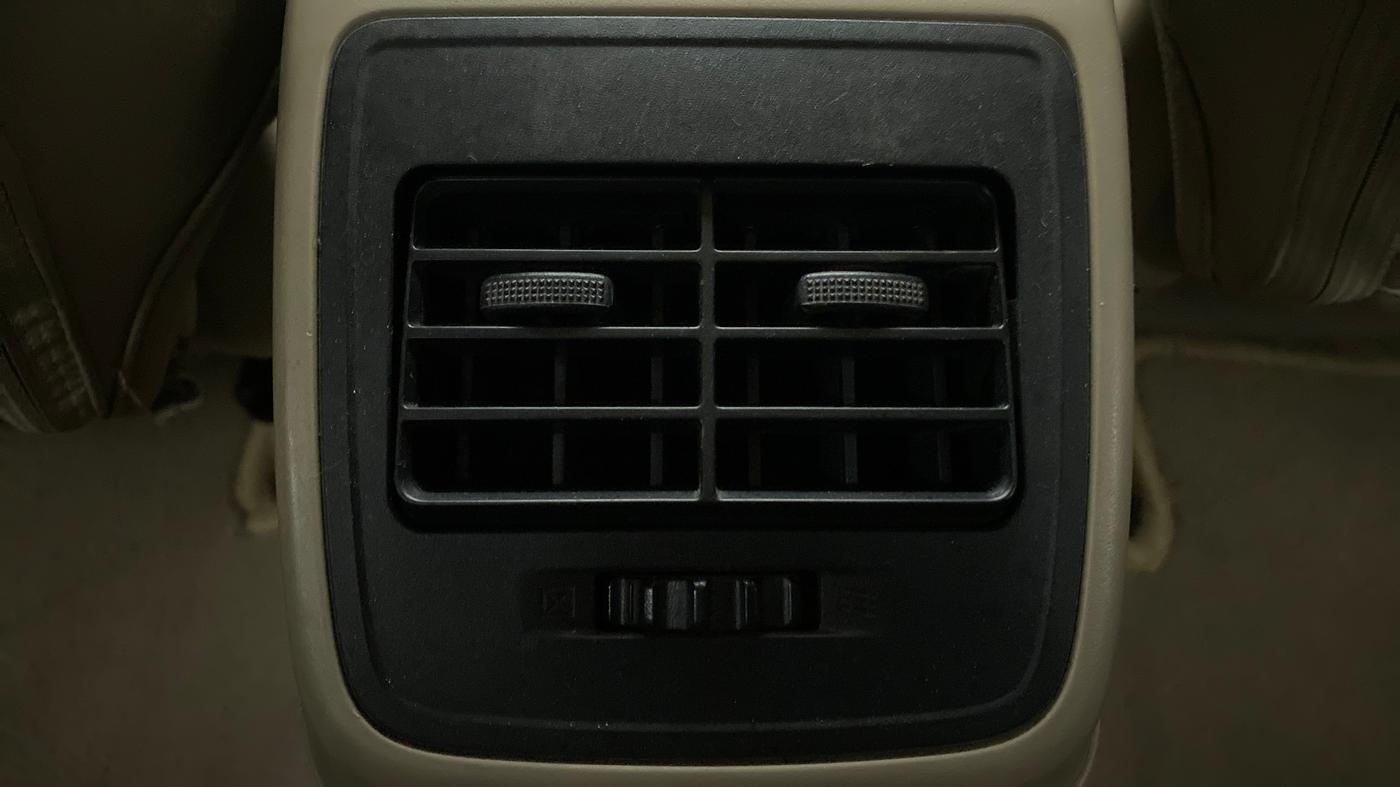 2018 Maruti Dzire VXI, Petrol, Manual, 66,475 km, Rear AC Vents