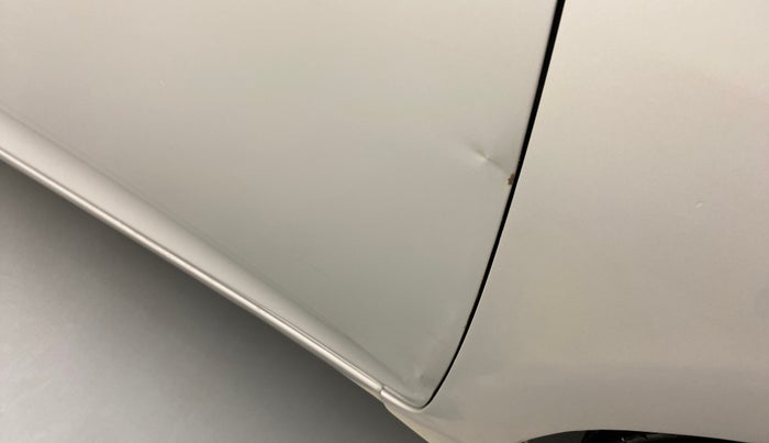 2011 Hyundai Eon ERA, Petrol, Manual, 1,00,033 km, Driver-side door - Slightly dented
