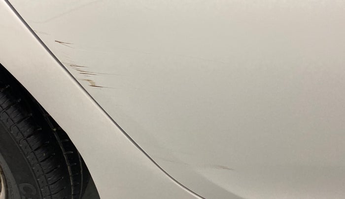 2011 Hyundai Eon ERA, Petrol, Manual, 1,00,033 km, Right rear door - Minor scratches