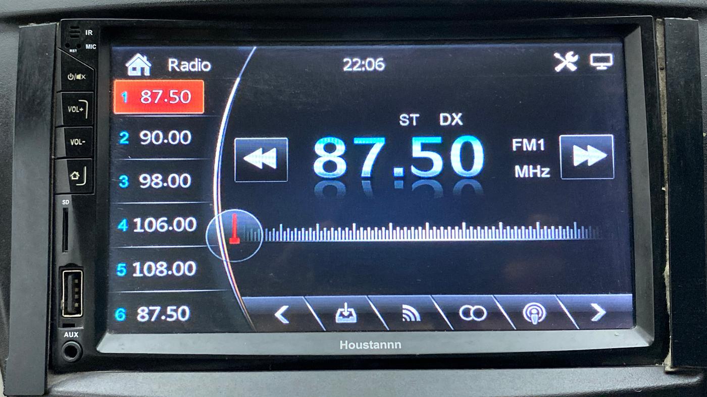 2011 Hyundai Eon ERA, Petrol, Manual, 1,00,033 km, Touchscreen Infotainment System