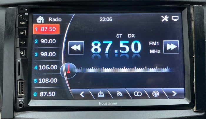 2011 Hyundai Eon ERA, Petrol, Manual, 1,00,033 km, Touchscreen Infotainment System