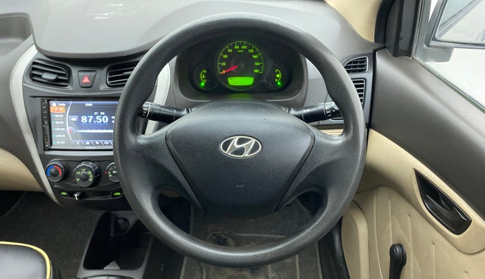 2011 Hyundai Eon ERA, Petrol, Manual, 1,00,033 km, Steering Wheel Close Up