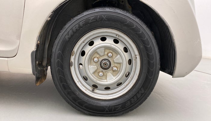 2011 Hyundai Eon ERA, Petrol, Manual, 1,00,033 km, Right Front Wheel