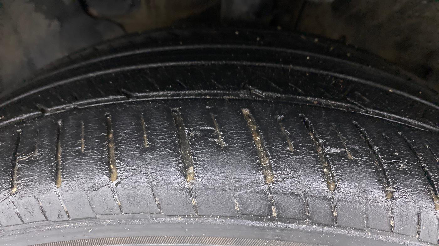 2018 Hyundai Verna 1.6 CRDI SX + AT, Diesel, Automatic, 46,823 km, Left Front Tyre Tread
