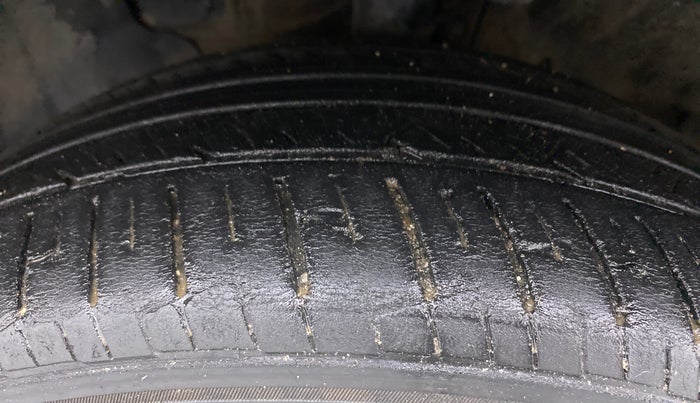 2018 Hyundai Verna 1.6 CRDI SX + AT, Diesel, Automatic, 46,823 km, Left Front Tyre Tread