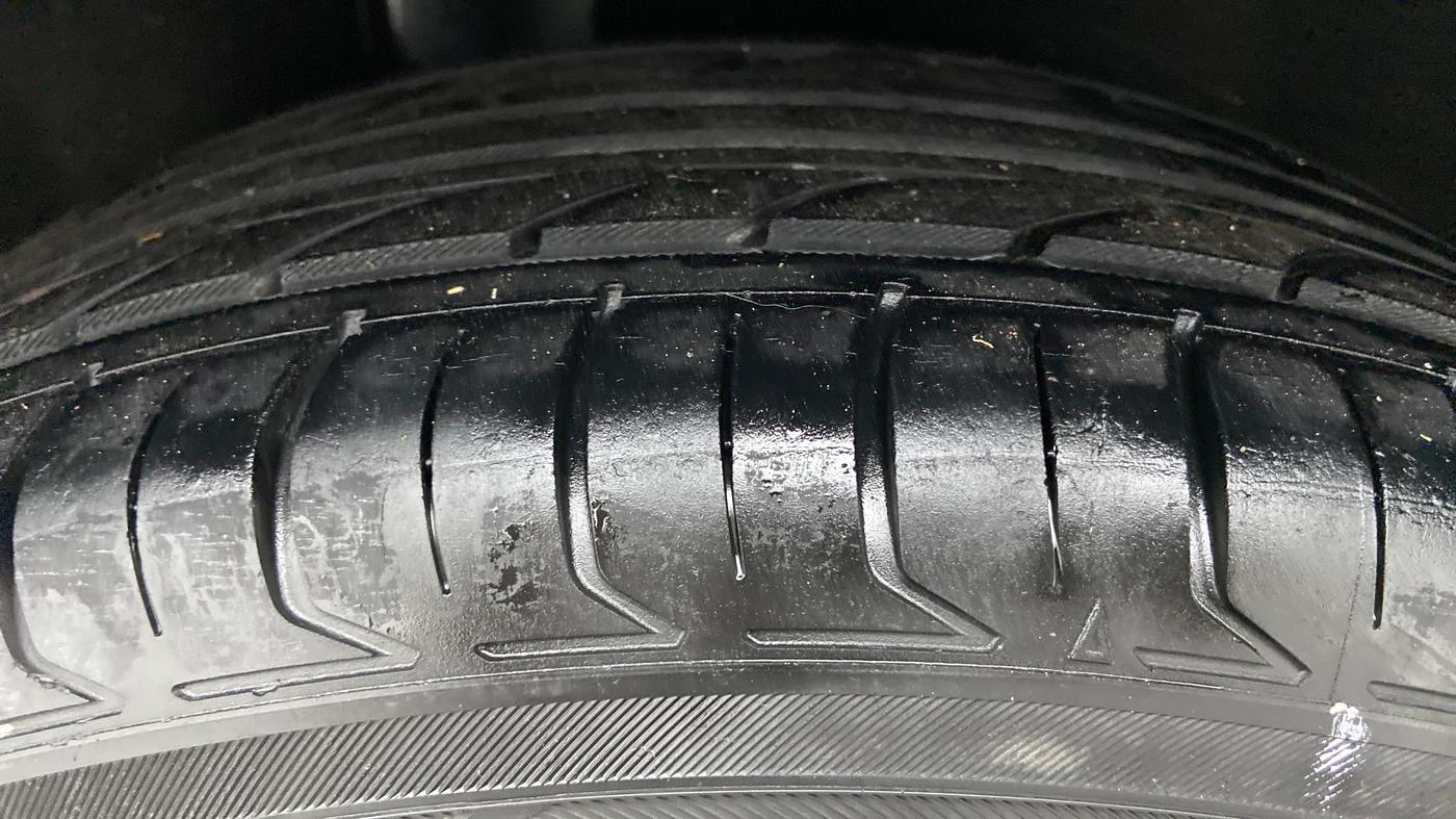 2017 Ford Ecosport 1.5 TITANIUM TI VCT AT, Petrol, Automatic, 40,846 km, Right Rear Tyre Tread