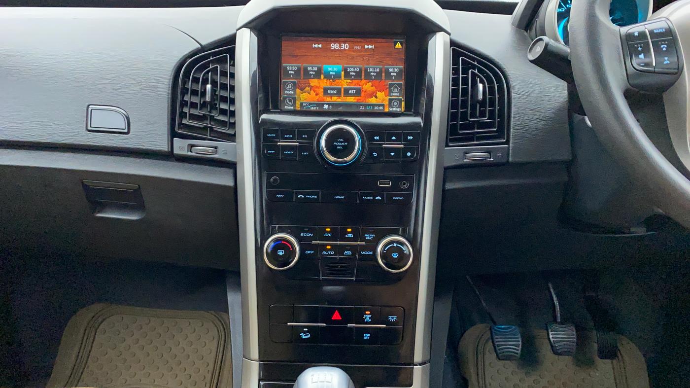2020 Mahindra XUV500 W9, Diesel, Manual, 11,283 km, Air Conditioner