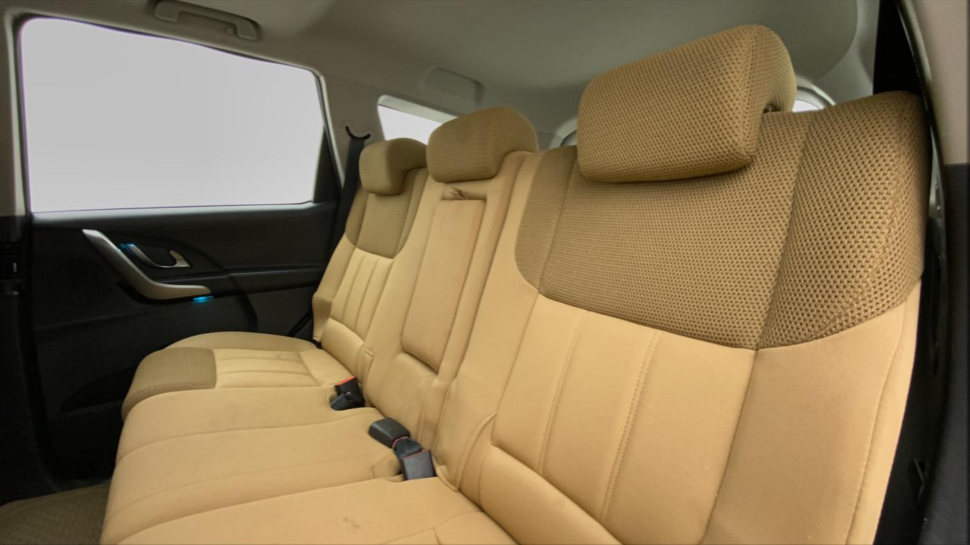 2020 Mahindra XUV500 W9, Diesel, Manual, 11,283 km, Right Side Rear Door Cabin